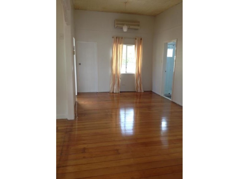 33 Nicholson Street, Allenstown QLD 4700